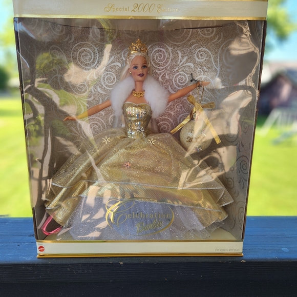 Barbie LOT (9) 2000's Collection - Picture 9 of 9